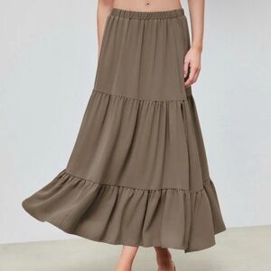 Cider Brown Tiered Skirt w/ Slit